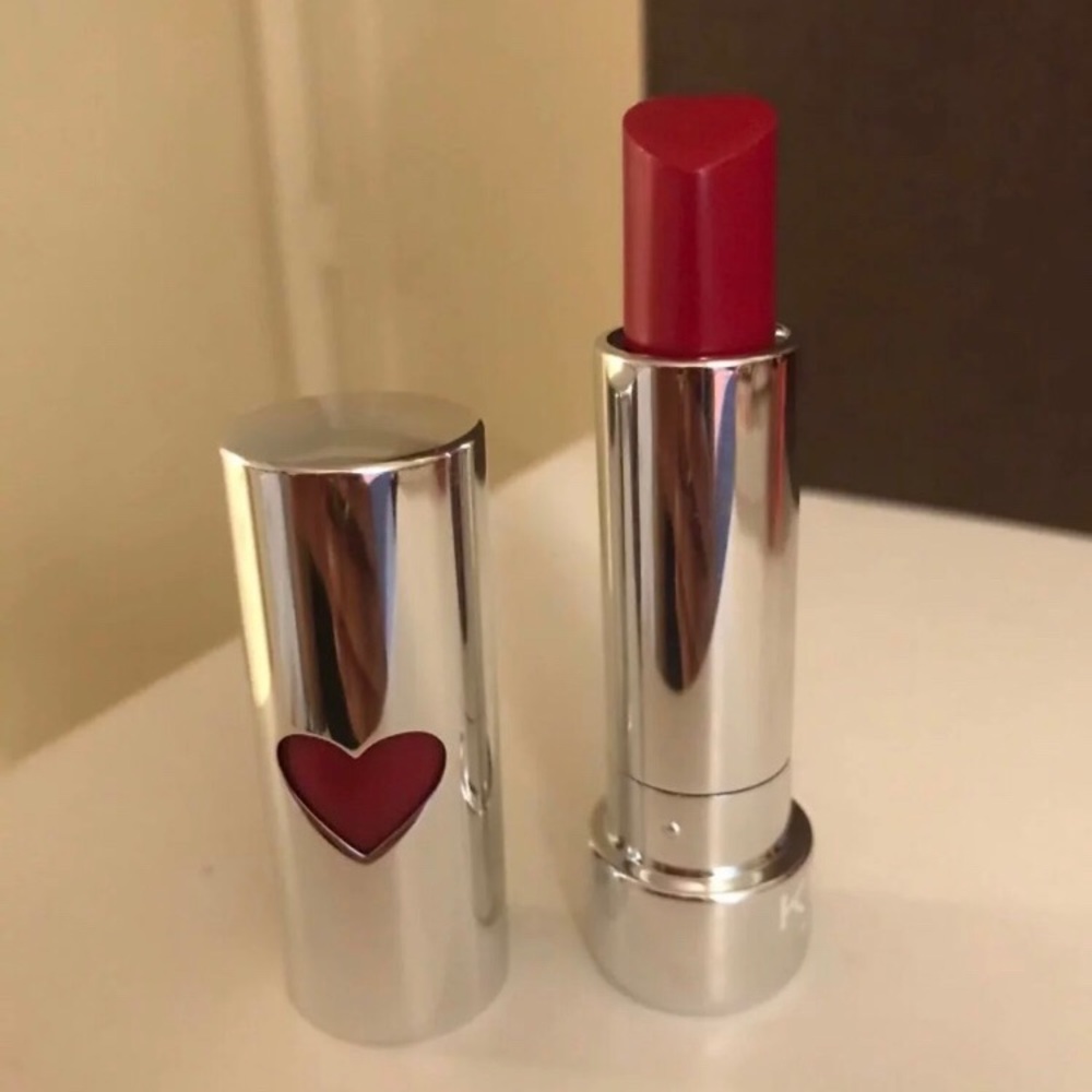 Kiko Cosmetics Heart Matte Lipstick